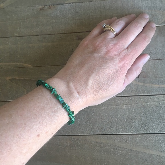 Malachite Gemstone Stretch Bracelet - Picture 4 of 4