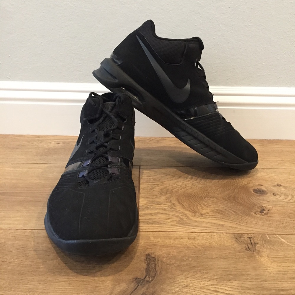 Men's Nike Matte Black Basketball Shoes