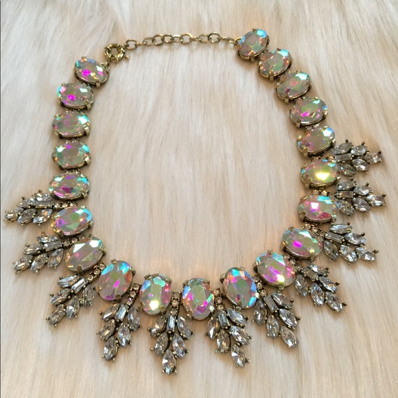 Beautiful Statement Necklace - Picture 3 of 6