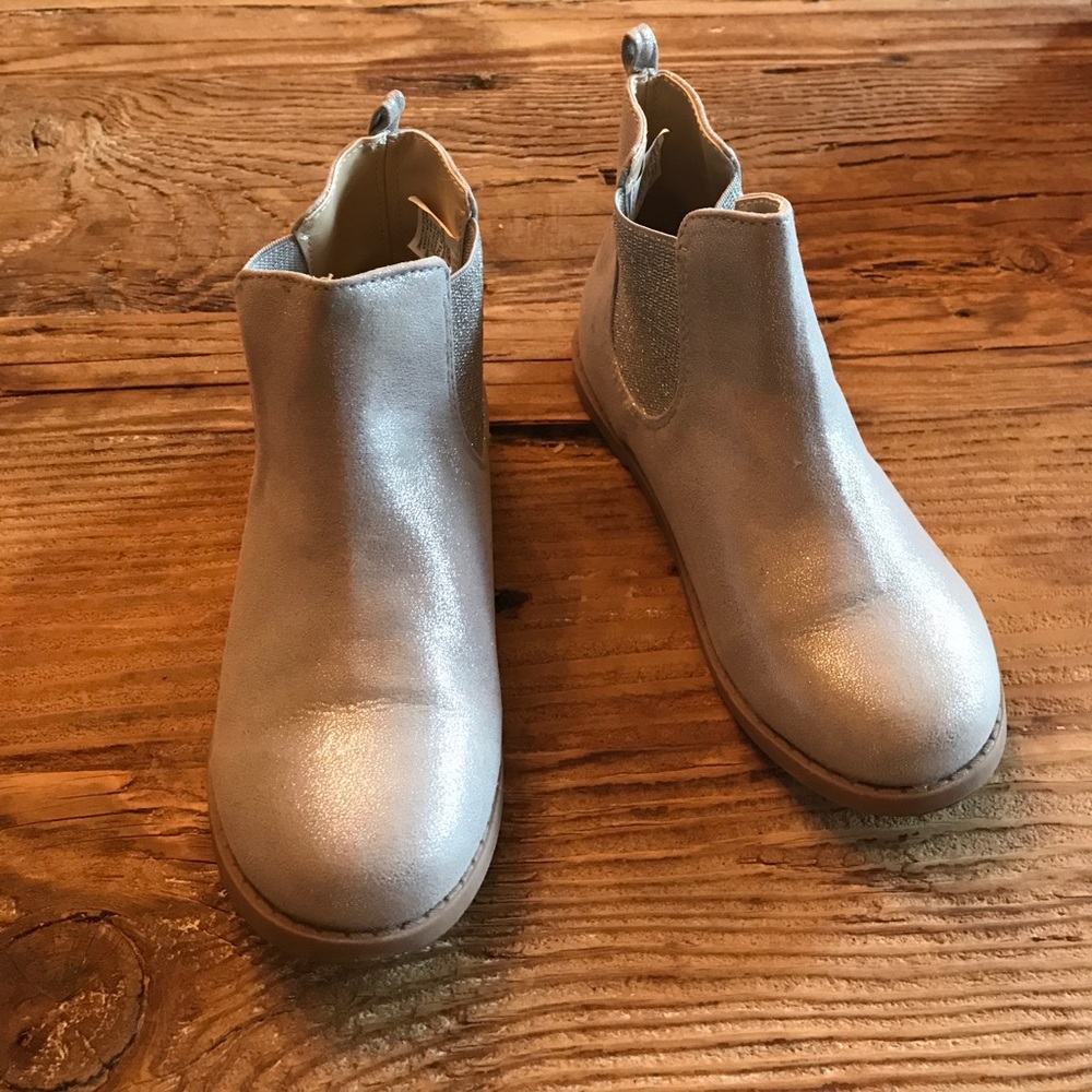 Gymboree shiny Chelsea boots