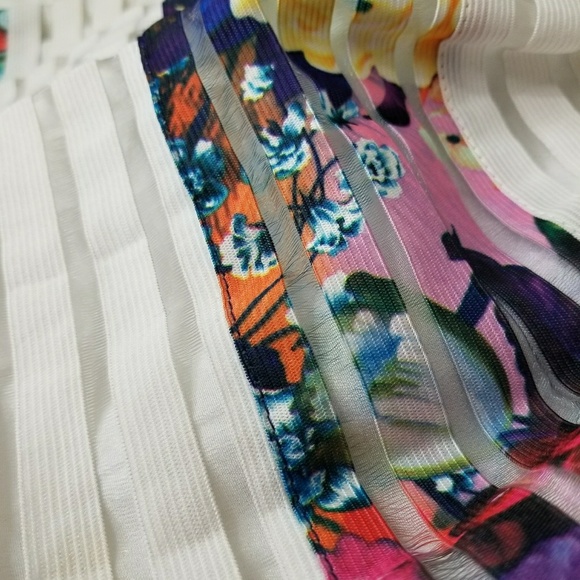 Floral striped skater skirt - Picture 3 of 3