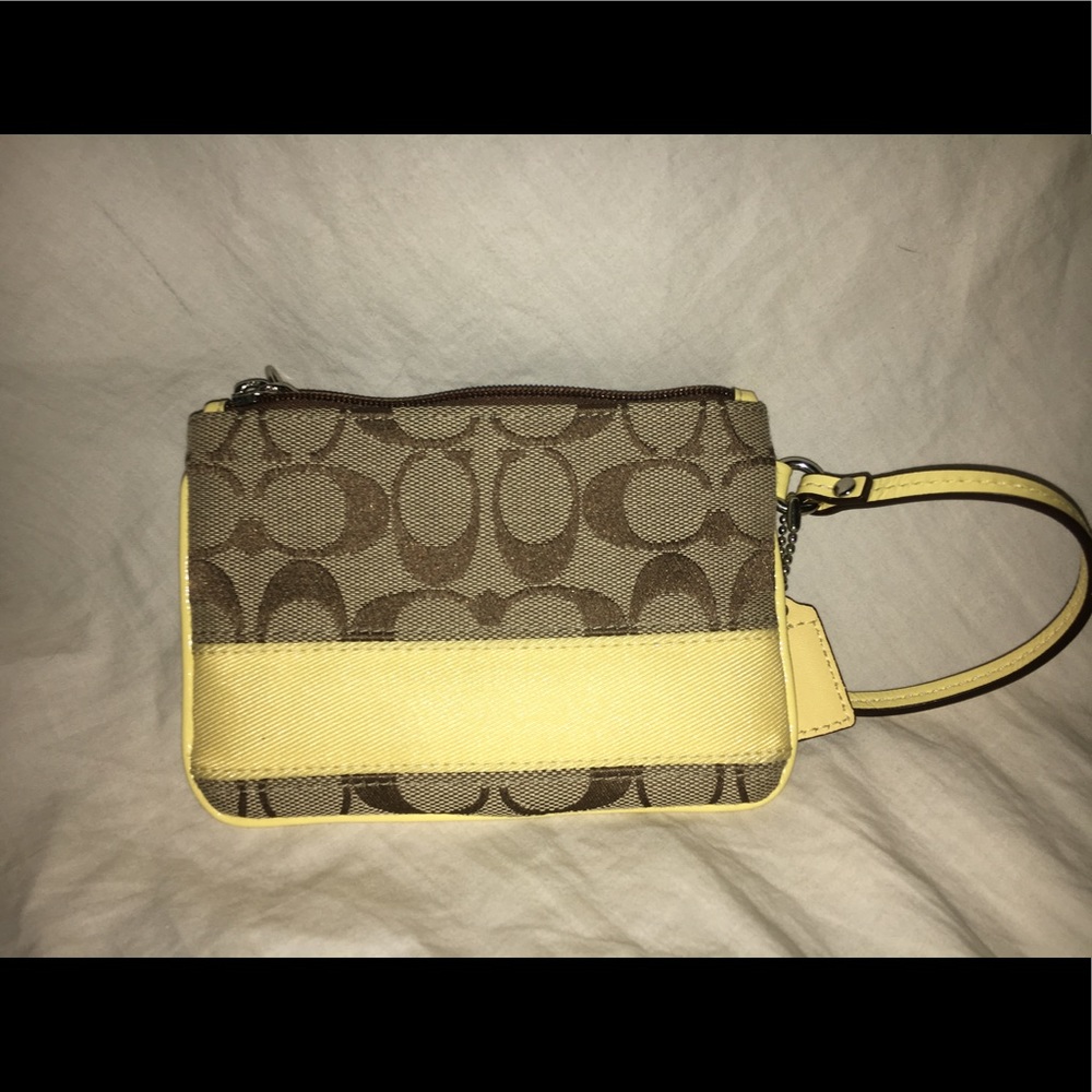 Wristlet