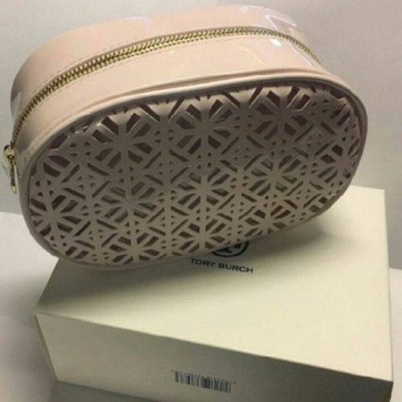 🆕Tory Burch Blush Pink Patent Cosmetic Bag - Picture 5 of 6