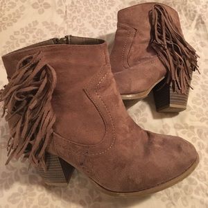 Fringe Booties with Zipper