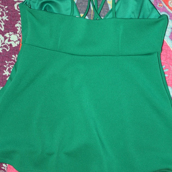 Green Express Top New with Tags - Picture 2 of 3