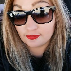 Meet your Posher, Marisela