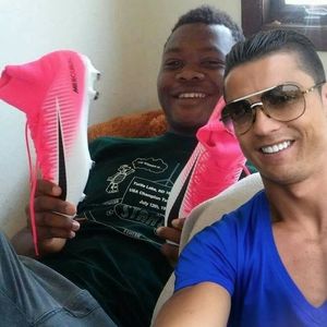 Meet your Posher, Leonel junior