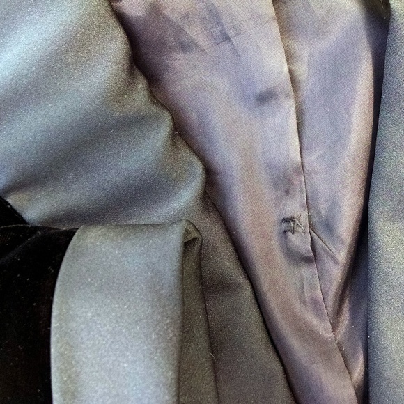 Rare Vintage 70s Mollie Parnis Crop Velvet Jacket - Picture 7 of 7