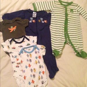 Bundle newborn baby clothes