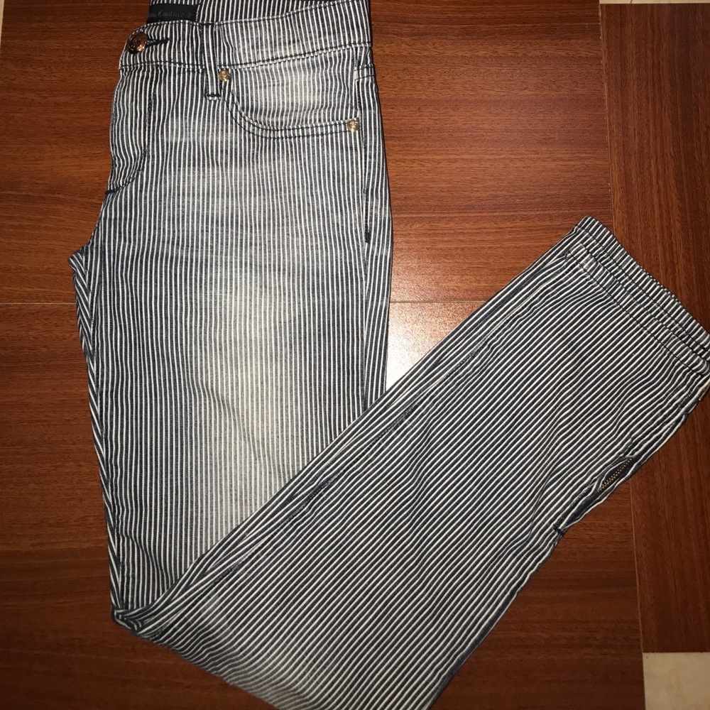 Juicy couture blue and white stripes