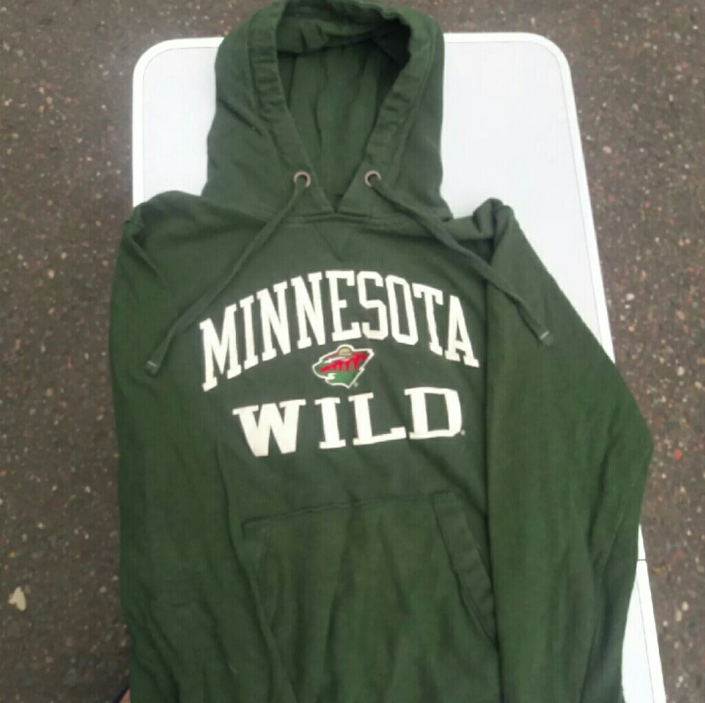MN wild hoodie