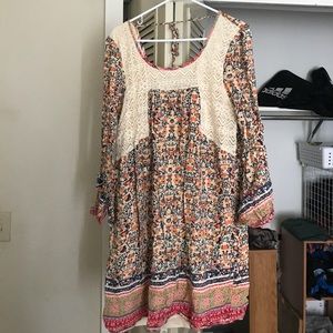 Really cute BoHo dress very comfortable and light!