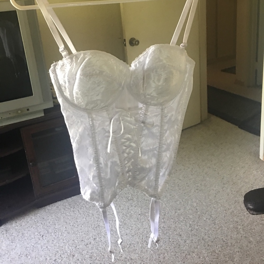 White Lace corset