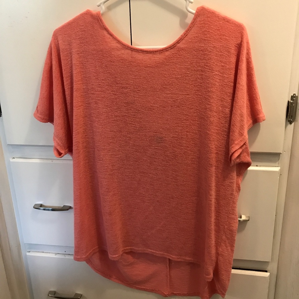 Coral top
