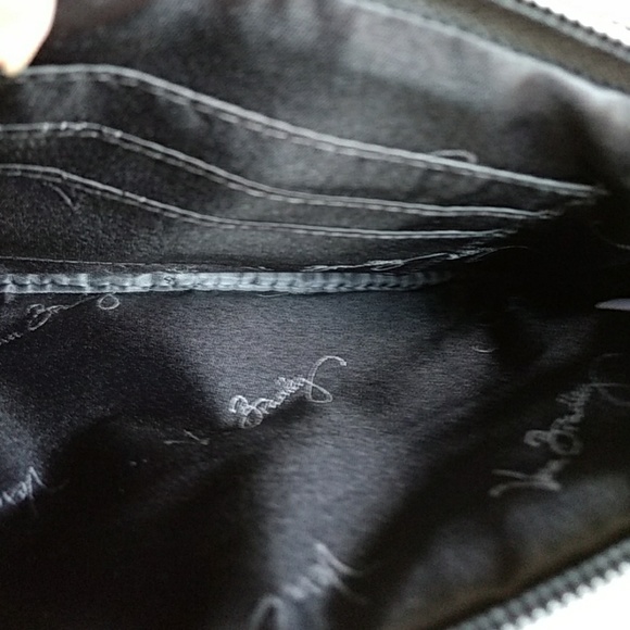 ** Vera Bradley Wristlet - Picture 4 of 6