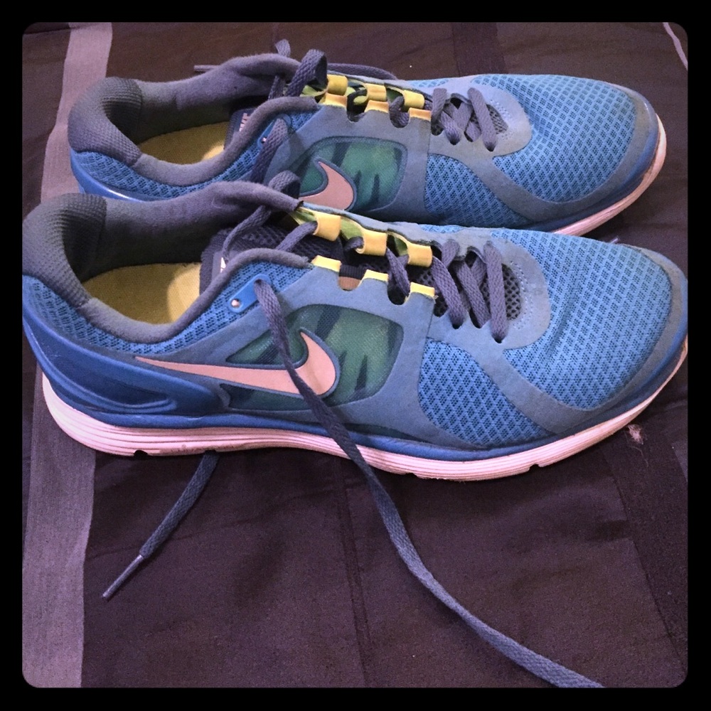 Blue w/Volt LunarEclipse2 Nike's!!