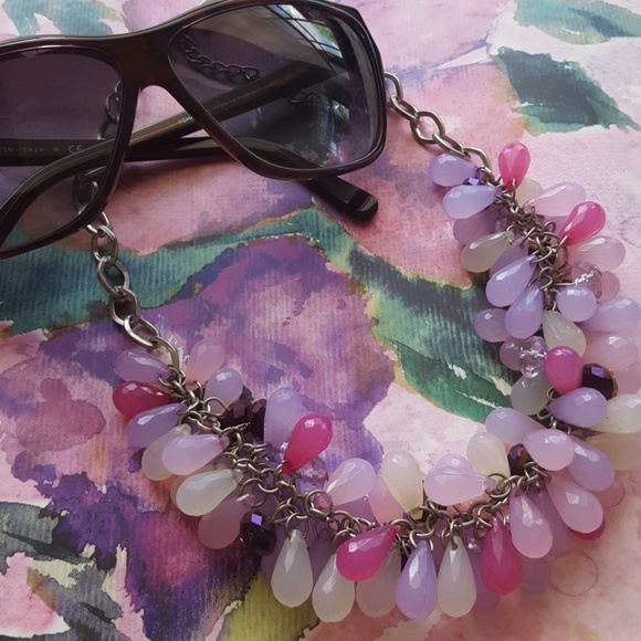 Purple  acrylic beaded necklace - Picture 1 of 5