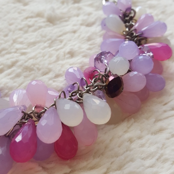 Purple  acrylic beaded necklace - Picture 2 of 5