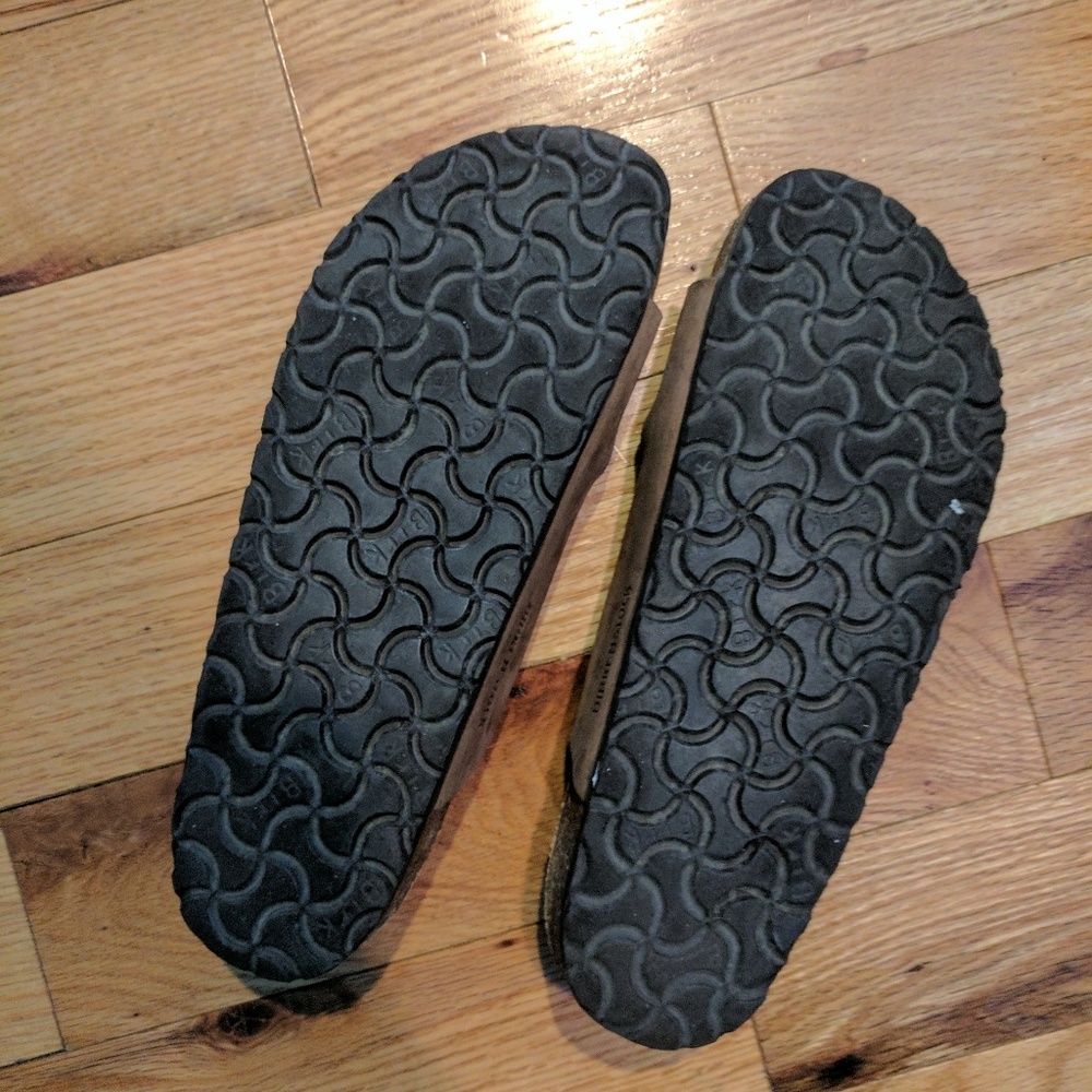Birkenstocks 39 - Picture 2 of 3