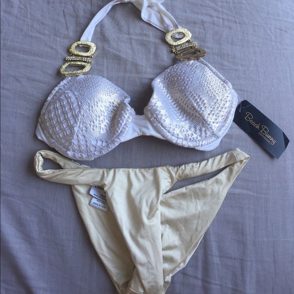 Gold bikini - Picture 1 of 3
