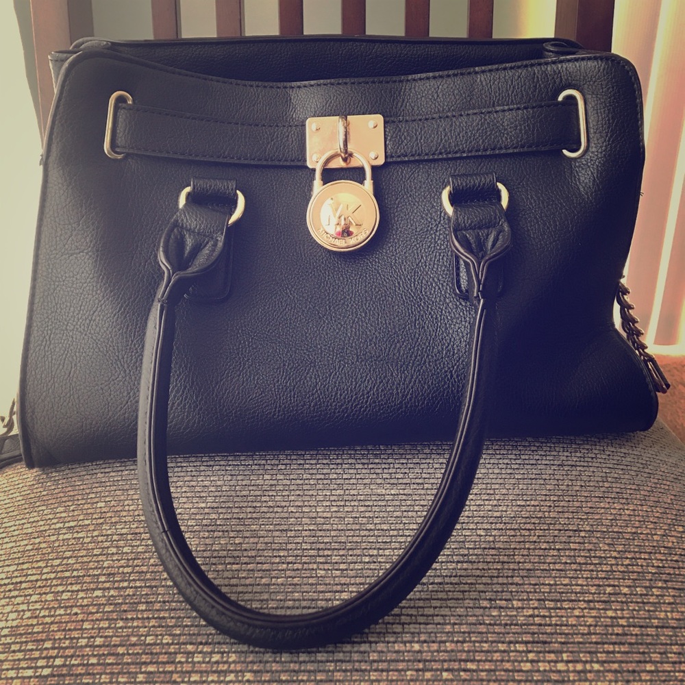 All black Michael kors medium purse