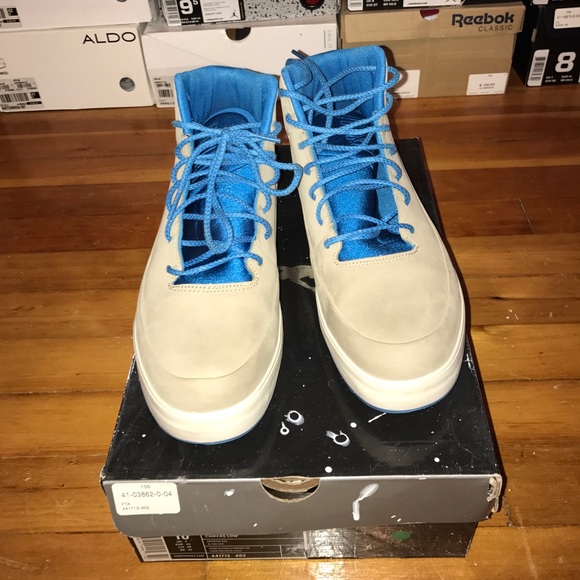 Jordan grown hightops - Picture 2 of 4