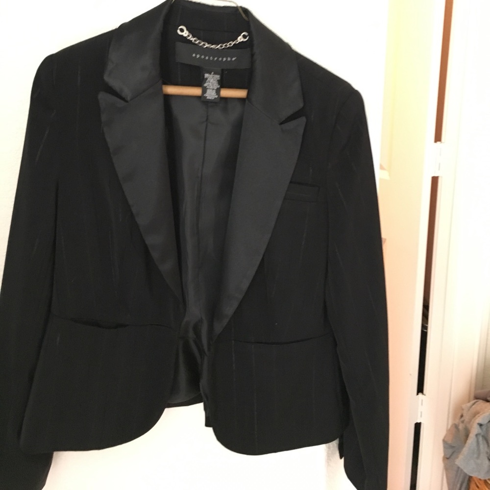Short jacket