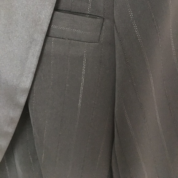 Short jacket - Picture 3 of 5