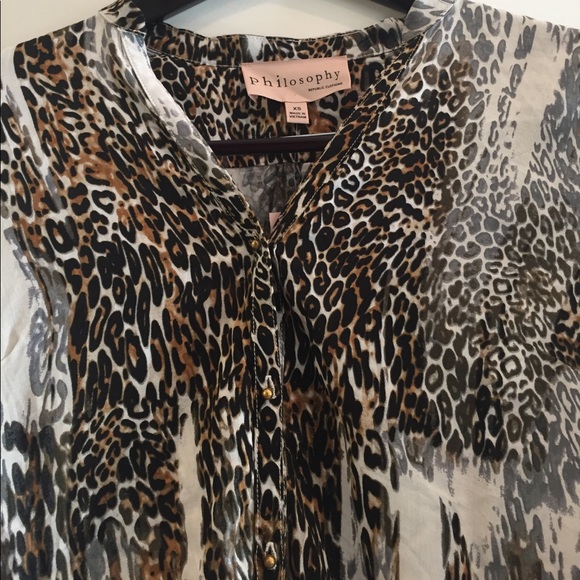 🆕Philosophy blouse - Picture 2 of 4