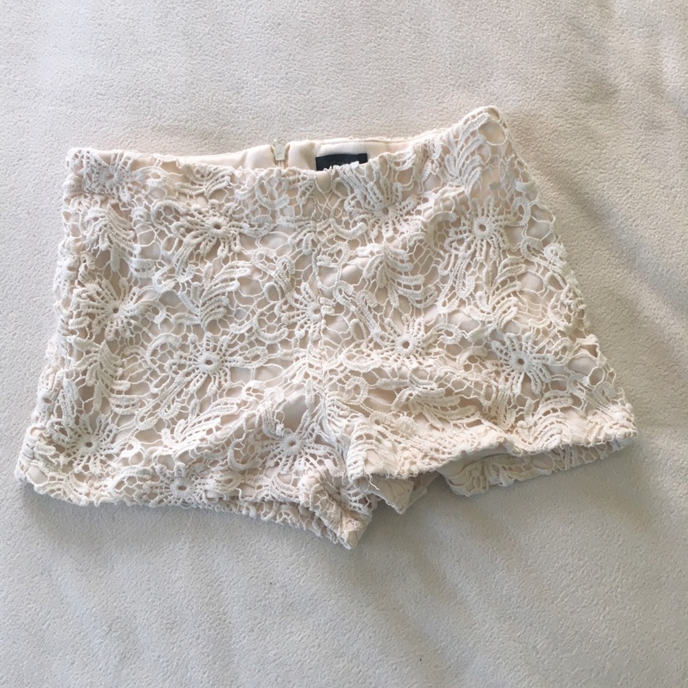 Cream, Patterned Shorts