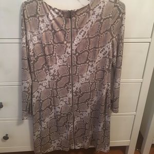 Vince Camuto Dresses - Vince Camuto Snake Skin Dress Vince Camuto Dresses - Vince Camuto Snake Skin Dress