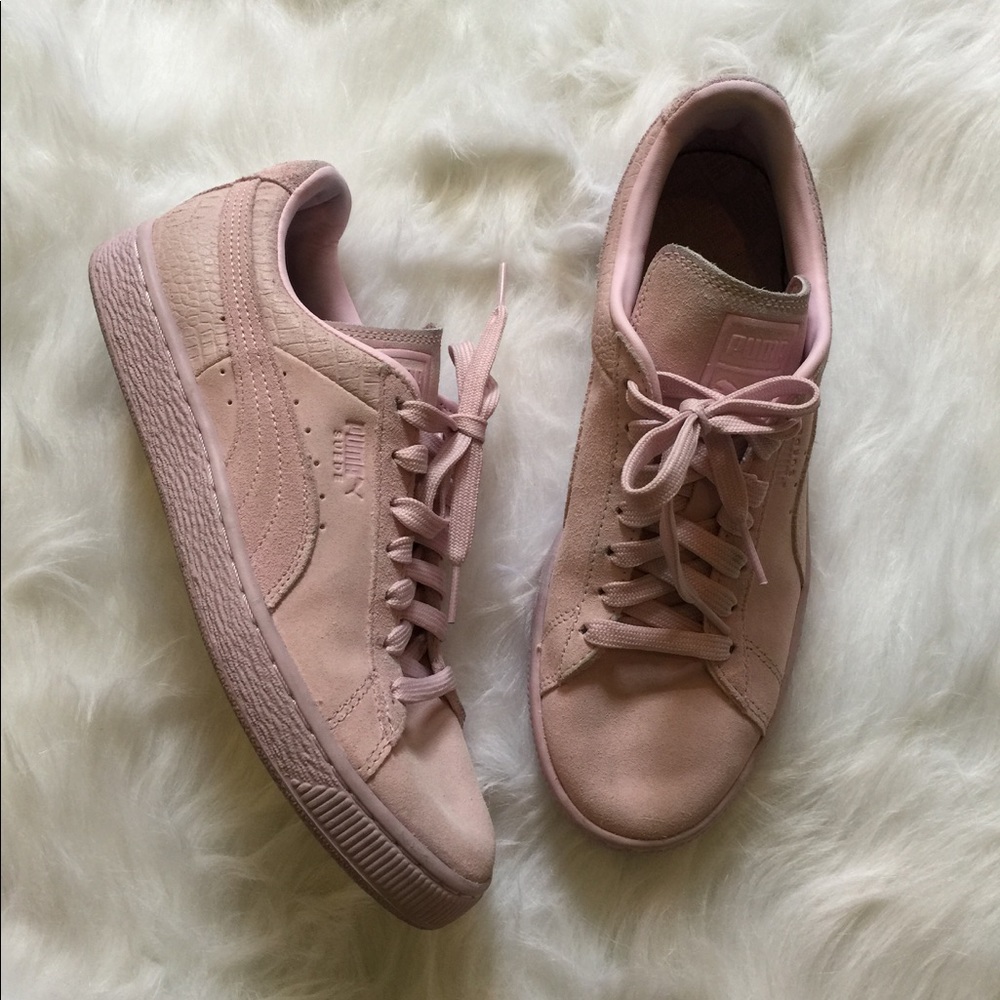 Puma originals in lilac snow size 8.5 sneakers