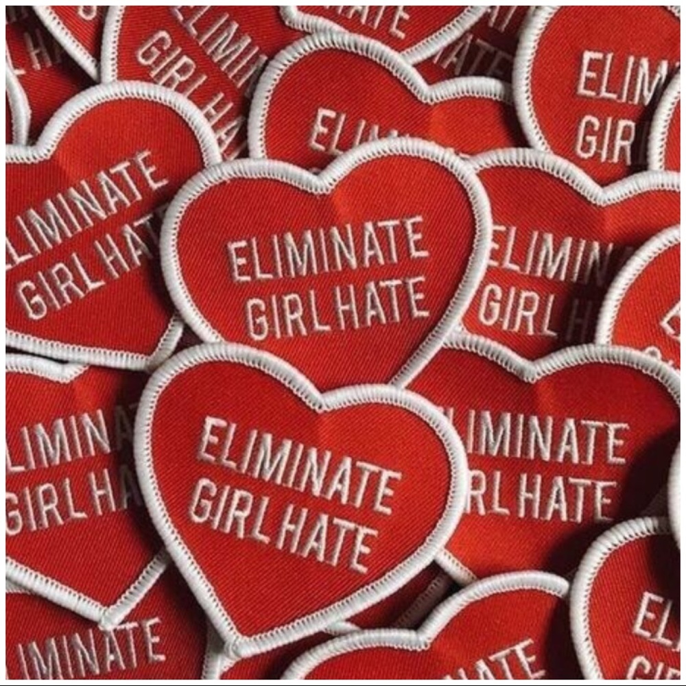 Spread the Love to Your Posh Sisters!