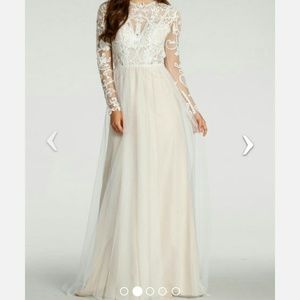 SALE!!Ti Adora Alvin Valenta #7702 Wedding Dress