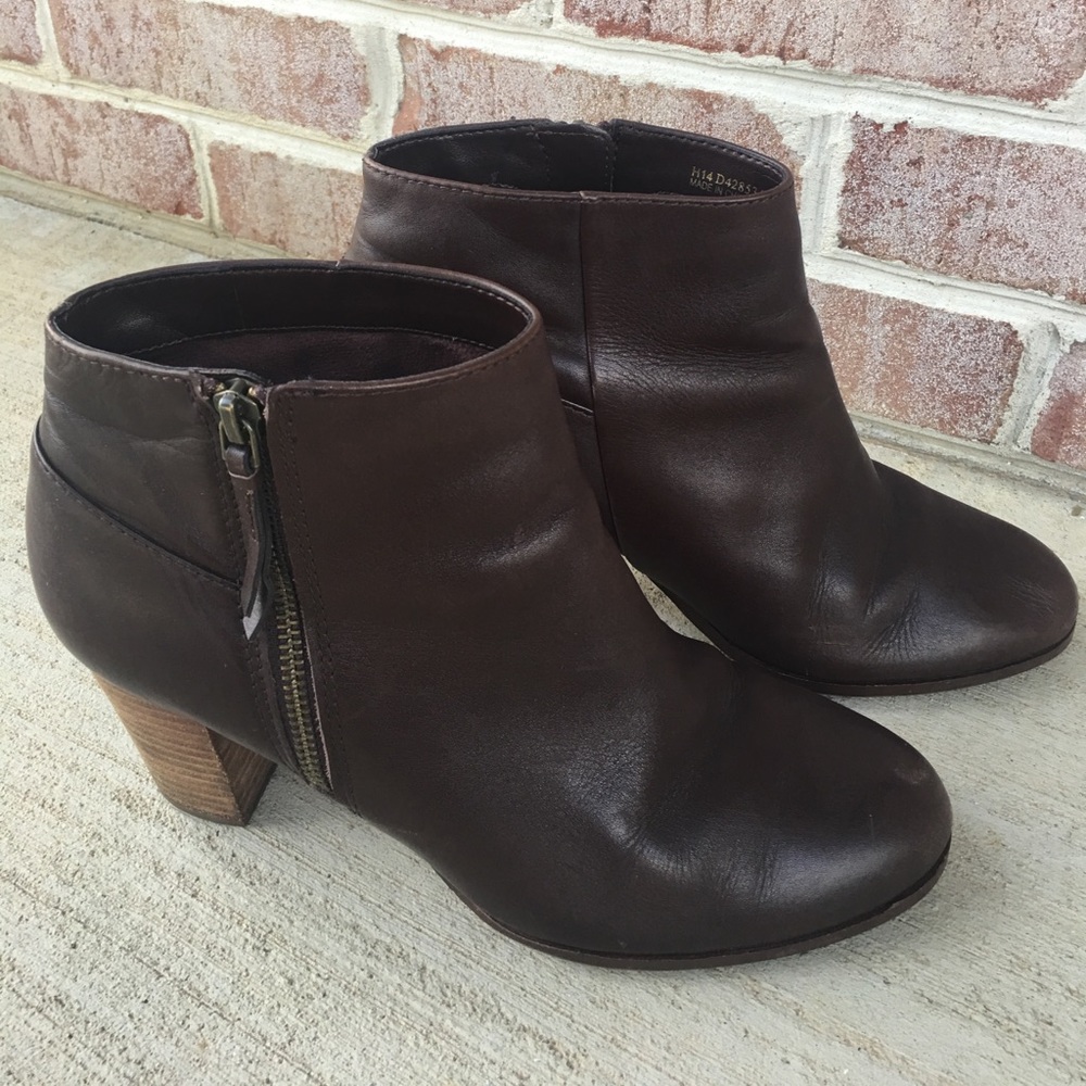 Cole Haan Brown Leather Zip Up Booties Size 9