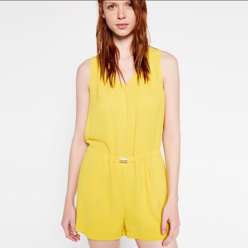Zara yellow romper XS