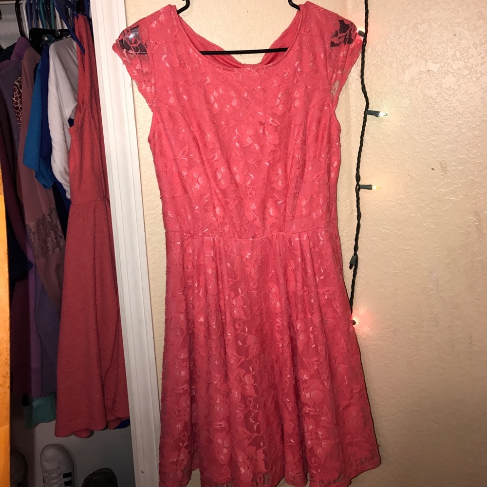 A Byer casual coral lace dress
