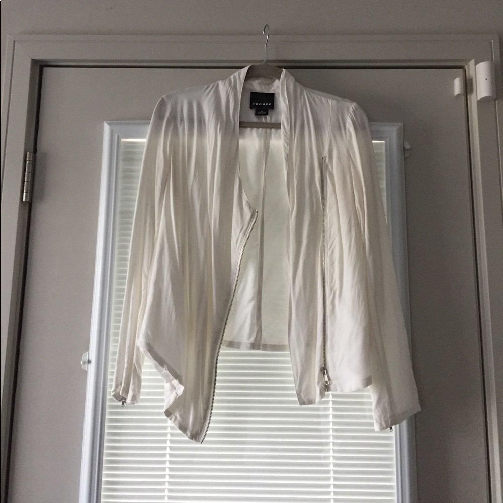 White Trouvé jacket