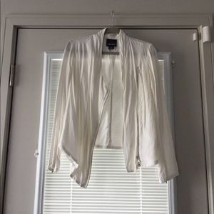 White Trouvé jacket