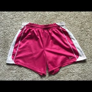 NIKE SHORTS