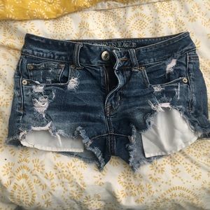 American eagle cutoff shorts