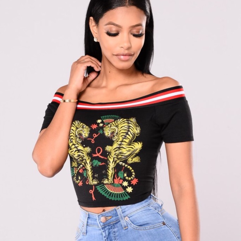 Fashion nova top