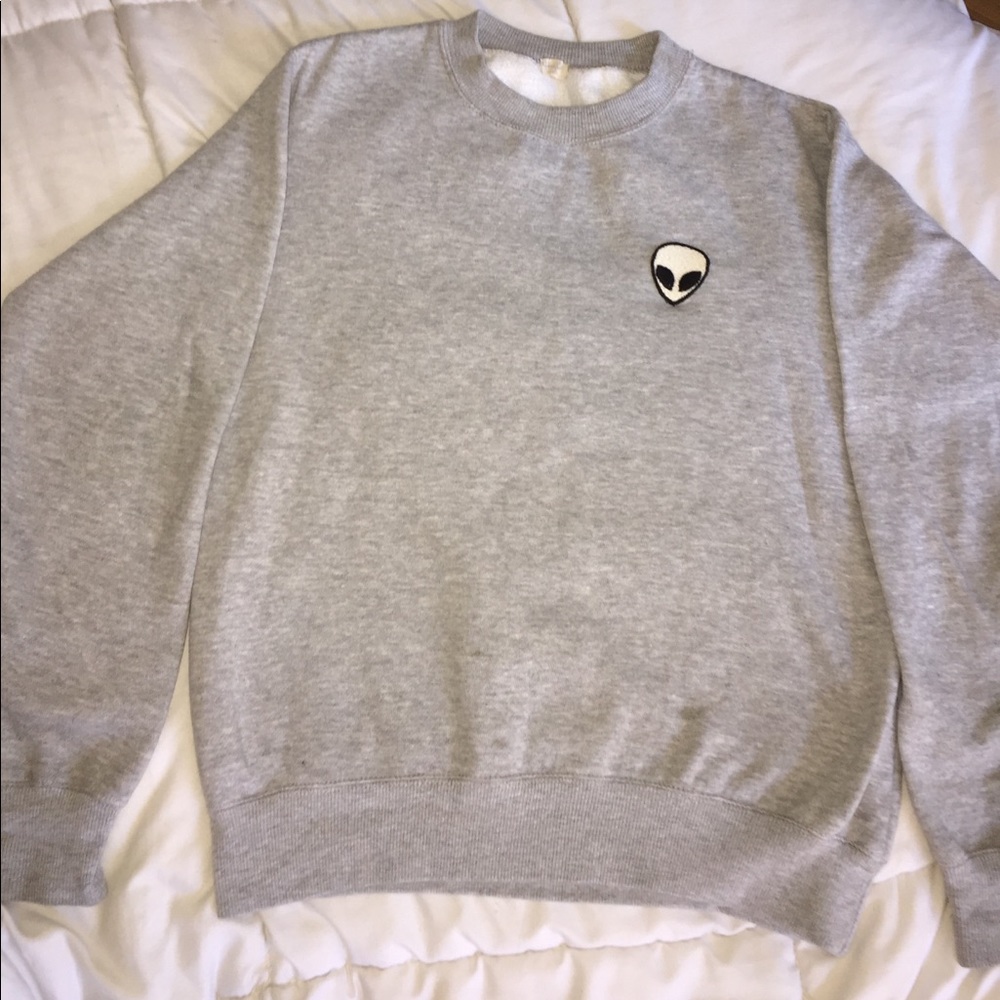 Brandy Melville grey alien sweatshirt