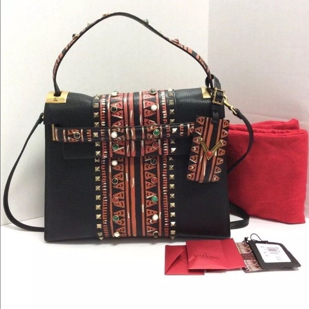 ♦️Sold♦️Valentino Rockstud Convertible Tribal Bag