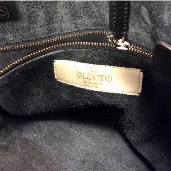 ♦️Sold♦️Valentino Rockstud Convertible Tribal Bag - Picture 6 of 8