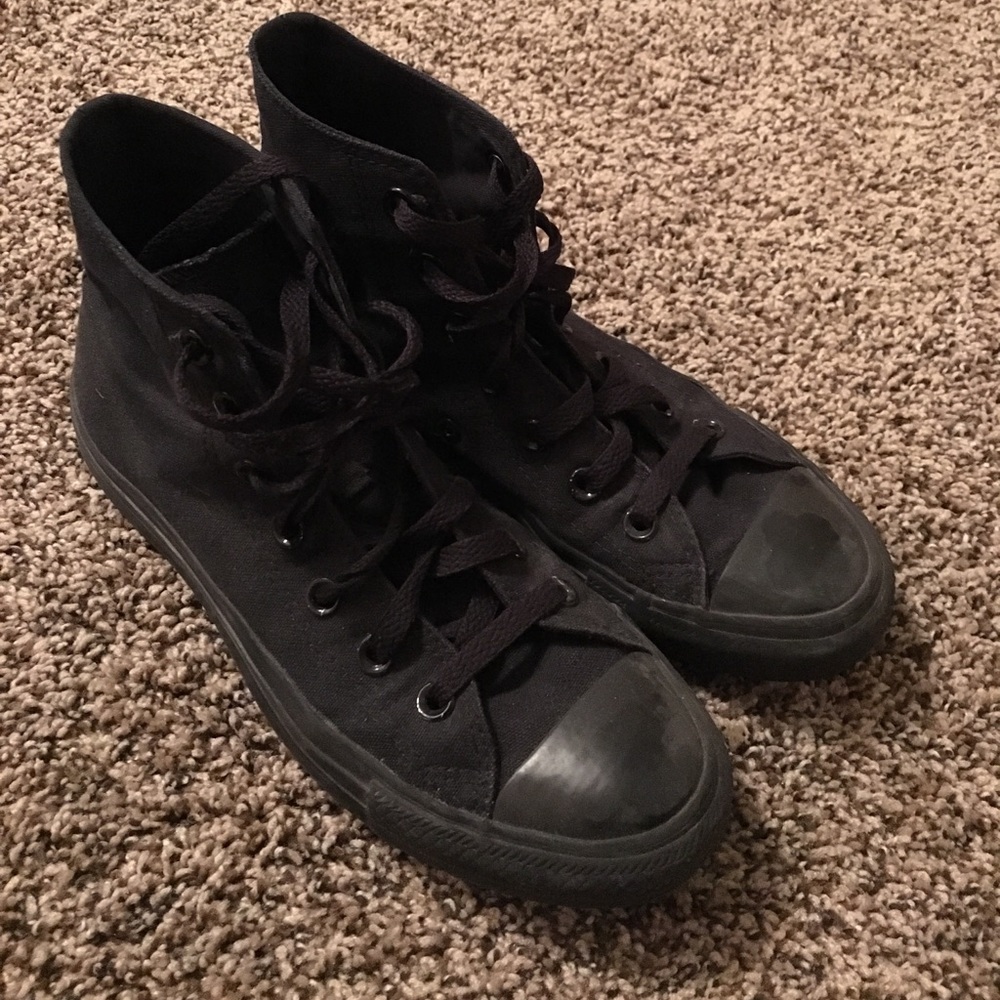Black Converse
