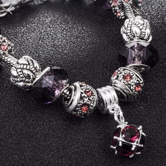 Jiayiqi Jewelry - Authentic Tibetan Silver Jewelry. (Amethyst)