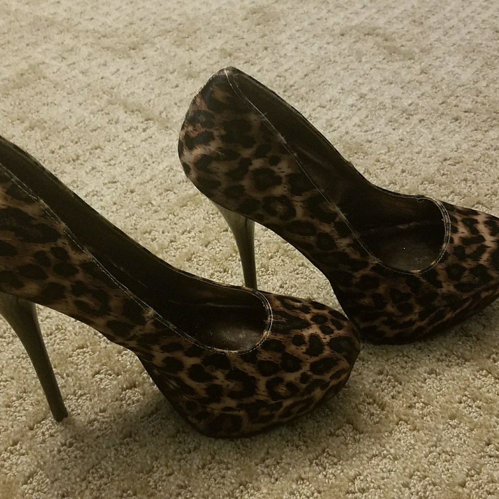 Leopard Print Heels!