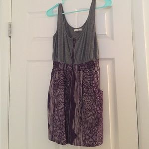 Two tome dress with pockets