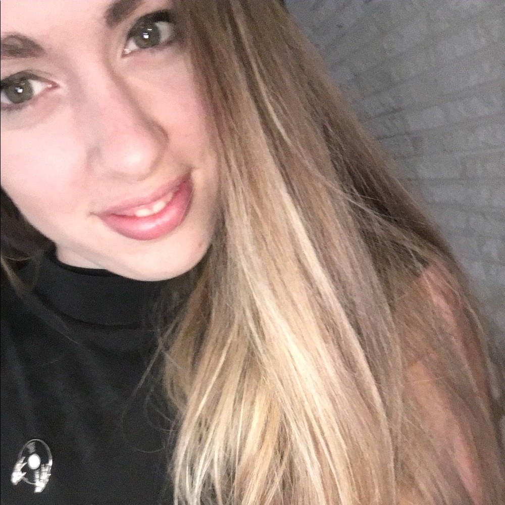 Meet your Posher, Jessica